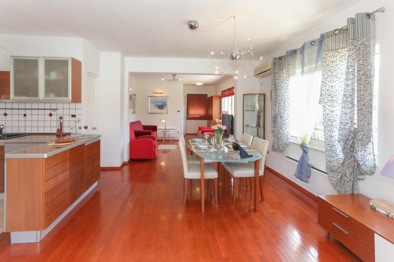 Casa Zorana-Alba Apartments Trogir Eksteriør billede