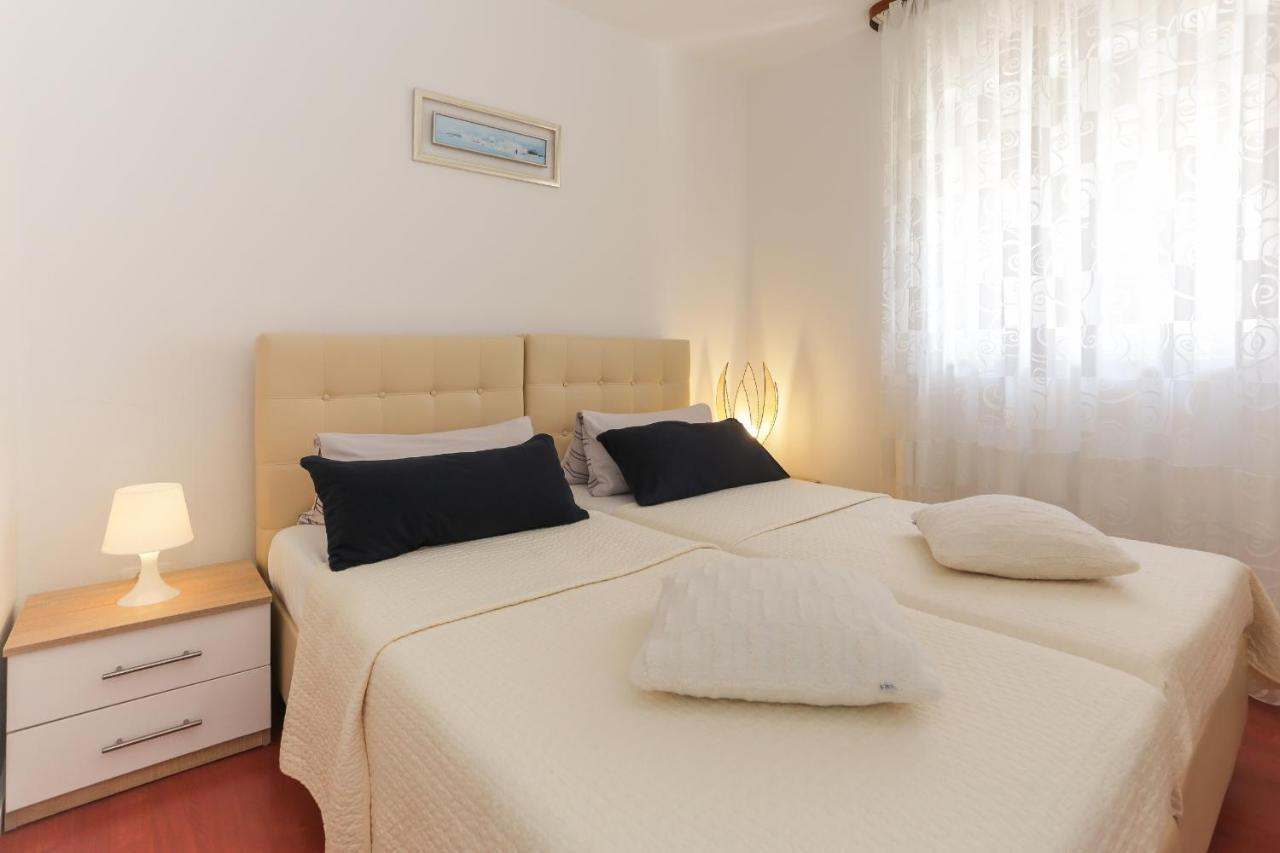 Casa Zorana-Alba Apartments Trogir Eksteriør billede