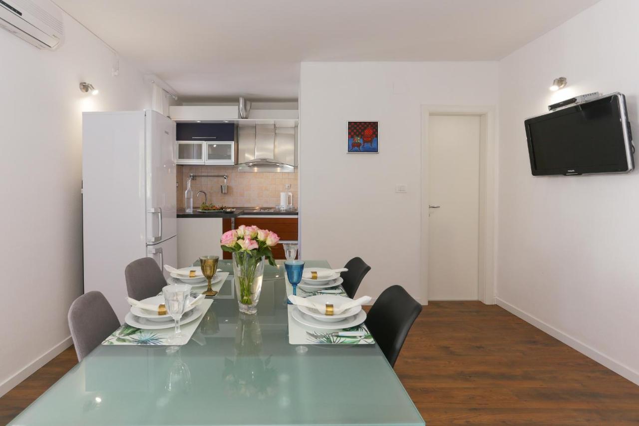 Casa Zorana-Alba Apartments Trogir Eksteriør billede